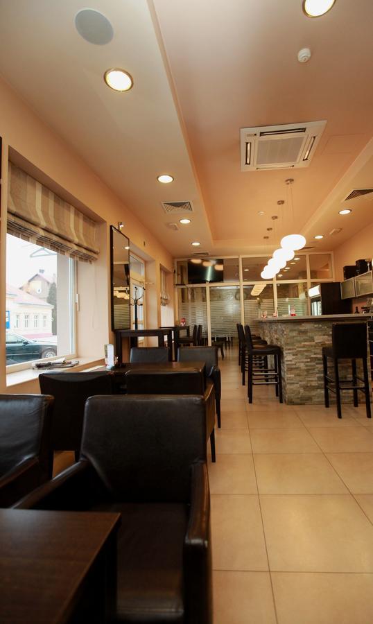 بيزوفاتس Hotel Petrijevci المظهر الخارجي الصورة