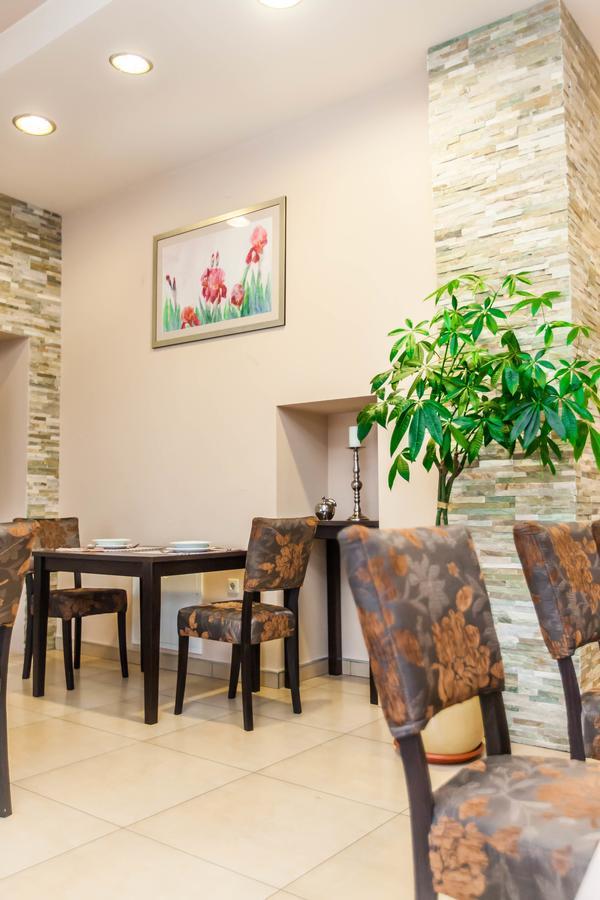 بيزوفاتس Hotel Petrijevci المظهر الخارجي الصورة